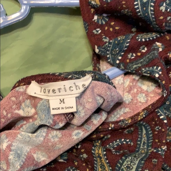 Long sleeve paisley dress with scoop back - Picture 3 of 3